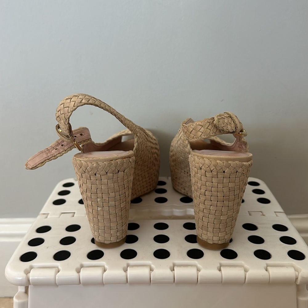 Stuart Weitzman Wedges Size 7.5 - image 7